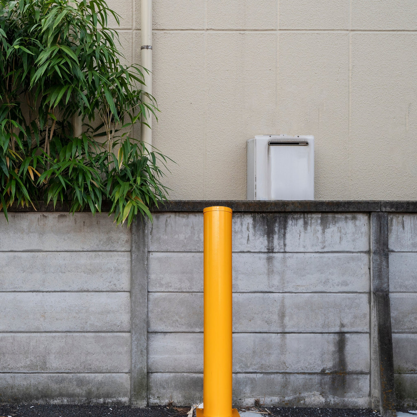 High Quality Safety Bollards In Sydney for Warehouses, Car Parks & Pedestrian Areas